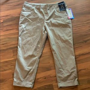 Ultra comfort pull on kaki crops